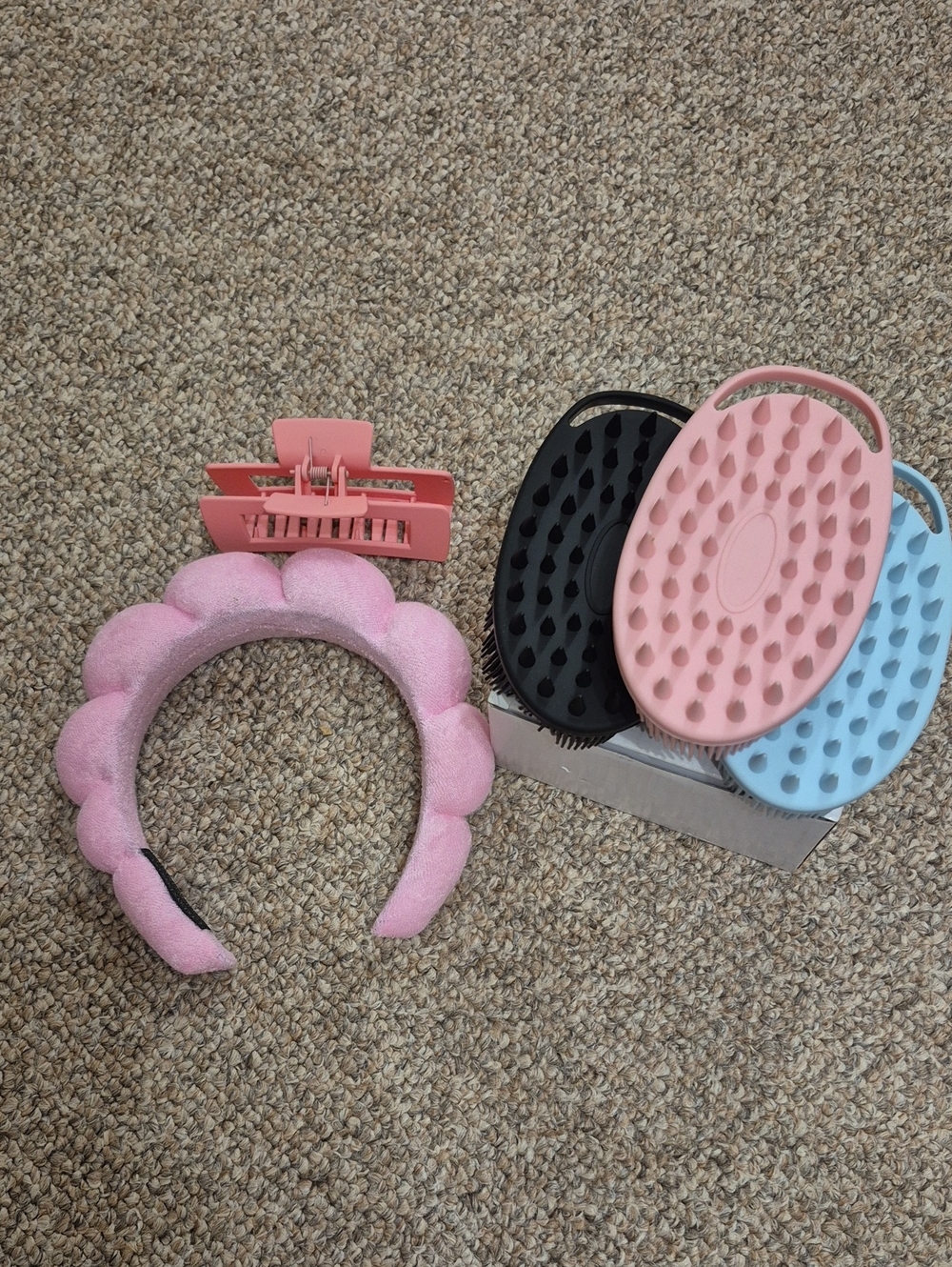 Spa Bundle - Brand New Silicone Face Body Scrubber Hair Clip And Spa Hand Band